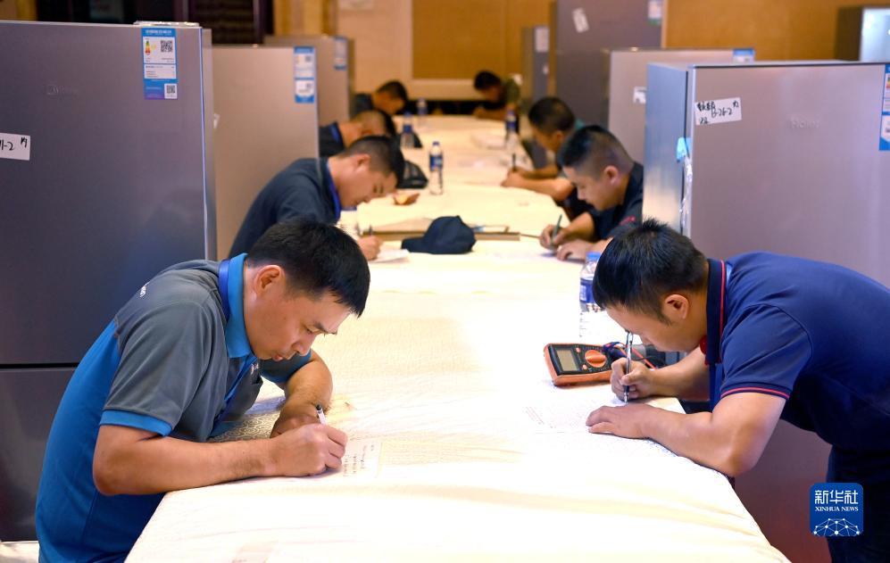 奔驰游戏网站多少